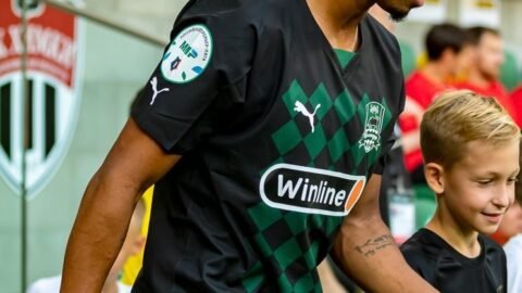 Cabo Verde faz história, empata com a Arábia Saudita e vira o menor país a chegar ao mata-mata de uma Copa