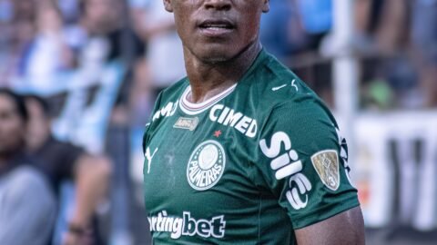 Jhon Arias marca, Colômbia bate Gana por 1 a 0 e vence um jogo de mata-mata de Copa pela primeira vez desde 2014