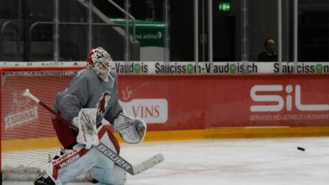 Kobel defende pênalti, Suíça elimina a Colômbia e volta às quartas de final de uma Copa após 72 anos