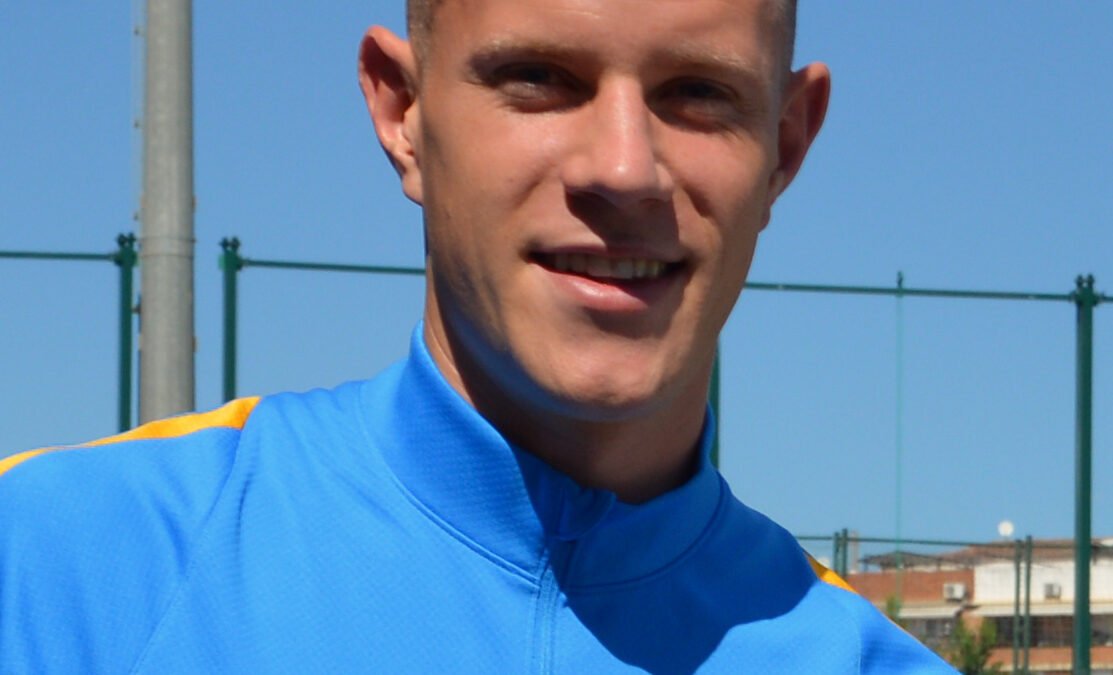 Adeus a Barcelona: Ter Stegen deixa a pré-temporada e viaja para Amsterdam para fechar empréstimo de uma temporada ao Ajax