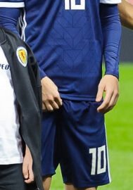 Duran marca duas vezes, Celtic atropela o LASK por 3 a 0 e fica perto de voltar à Champions League