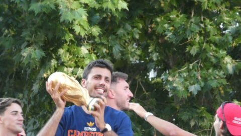 Rodri acerta termos pessoais com o Real Madrid e pressiona o Manchester City pela sua saida