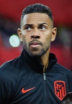 Arroyo faz golaço, Renan Lodi responde, e Cruzeiro e Atlético-MG empatam em 1 a 1 na ida das quartas da Copa do Brasil